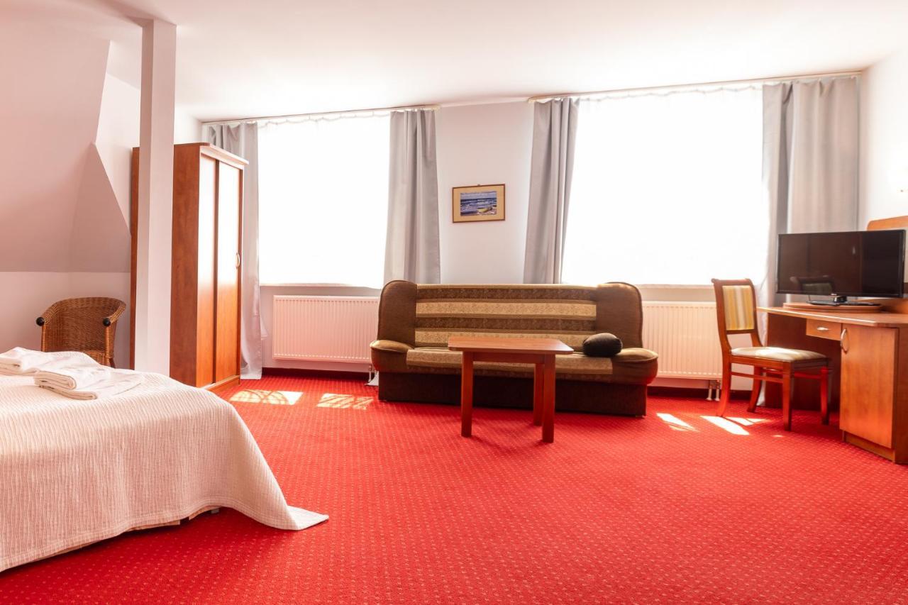 Baltyk Resort Ревал Екстериор снимка